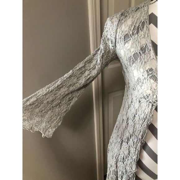 CAbi pale gray long lace duster - Picture 2 of 8